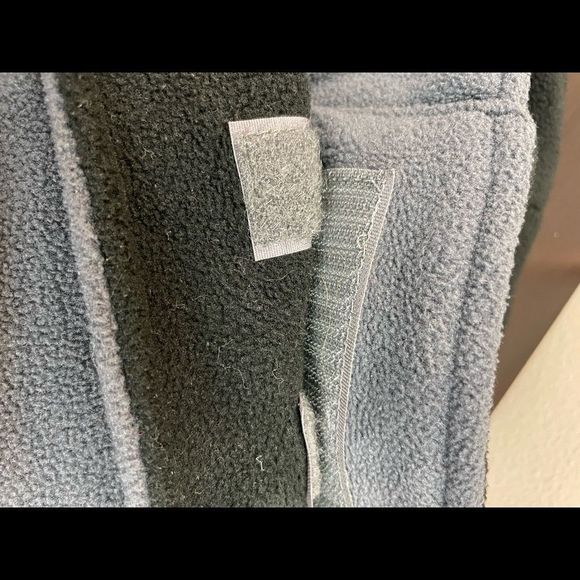 Women's Gray Fleece Jacket - Picture 8 of 14